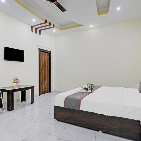 Townhouse Relax Inn Chinhat Luaran gambar