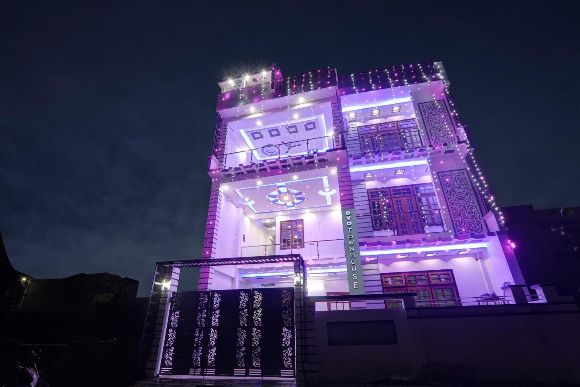 Townhouse Relax Inn Chinhat Luaran gambar