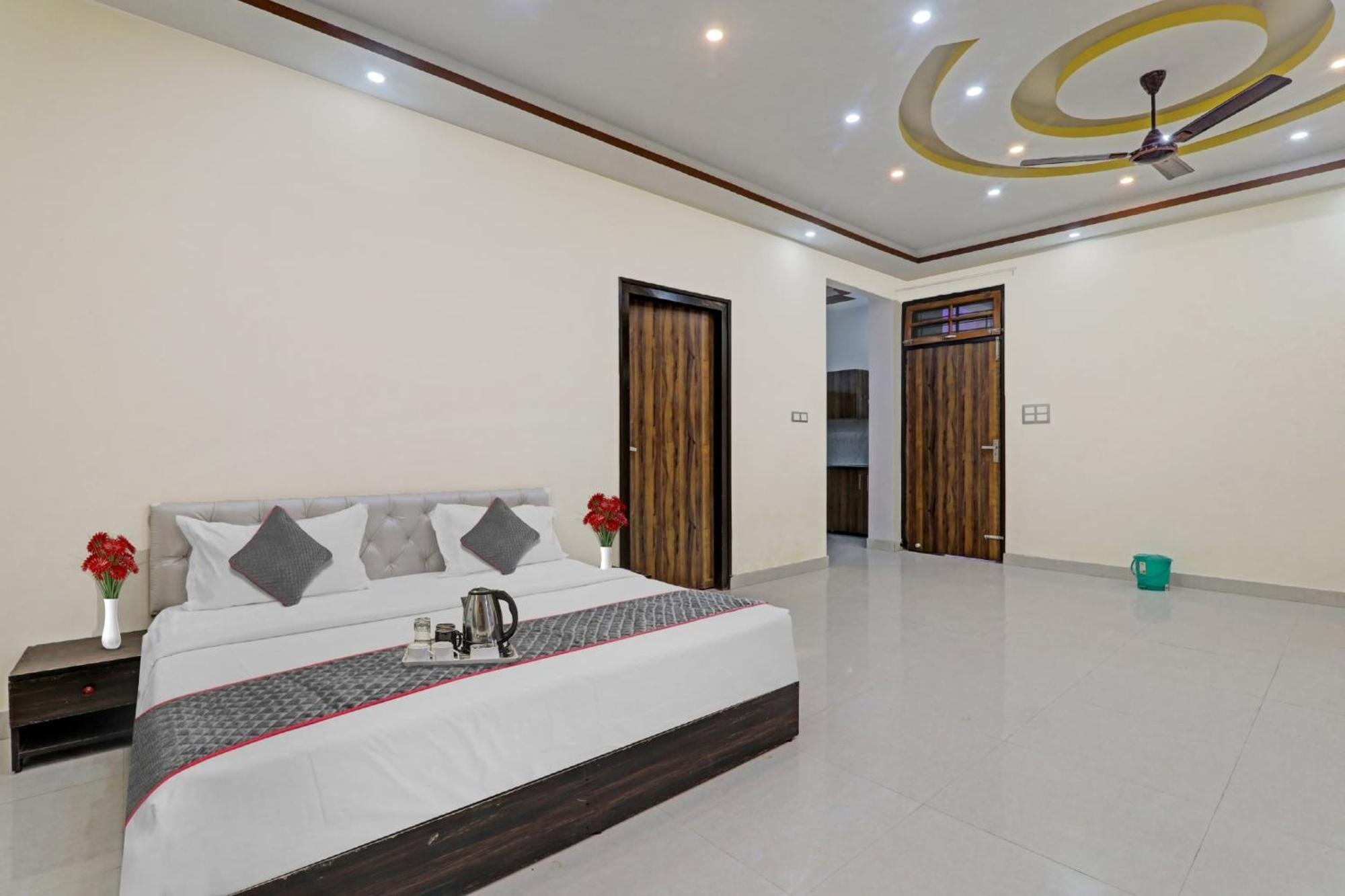 Townhouse Relax Inn Chinhat Luaran gambar