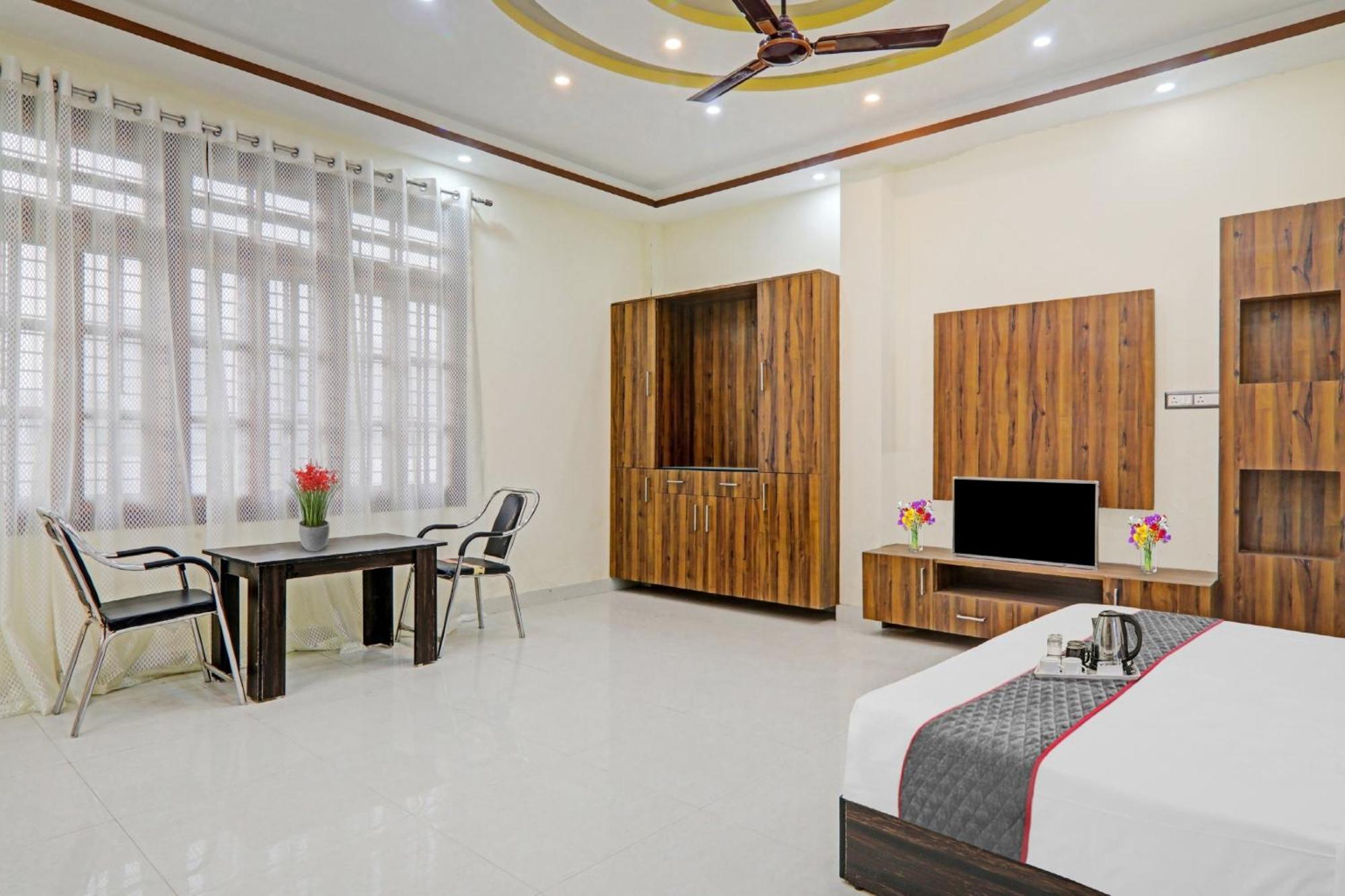 Townhouse Relax Inn Chinhat Luaran gambar